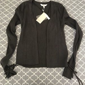 Grey cardigan with braided sides